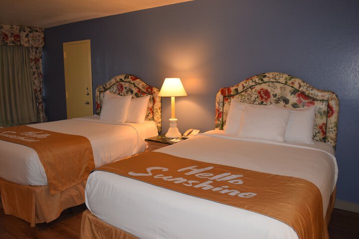 Room 60 of 98