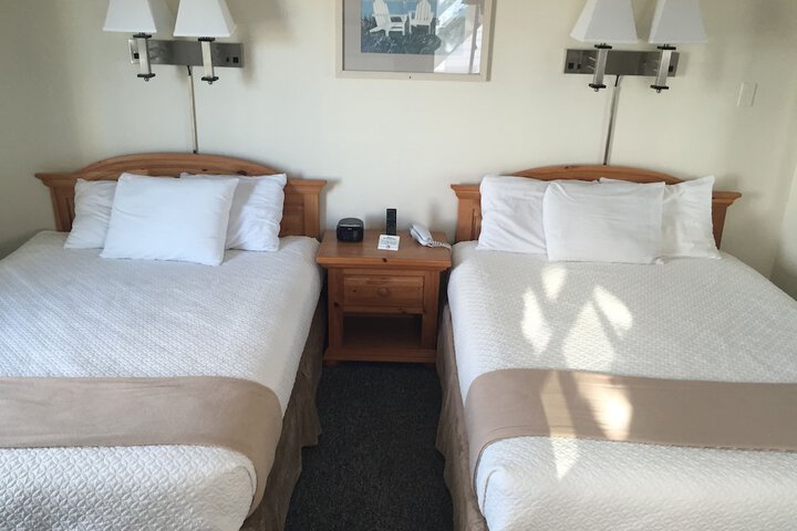Sea Cliff House Motel