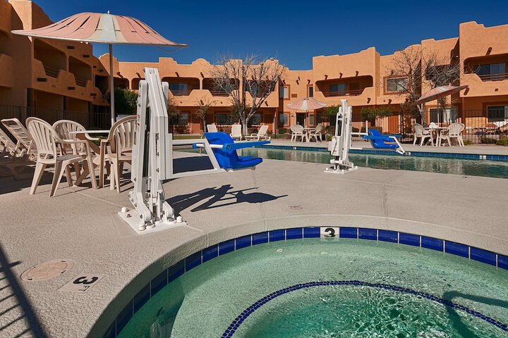 Pool 3 of 34