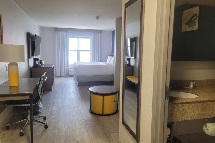 Room 34 of 45