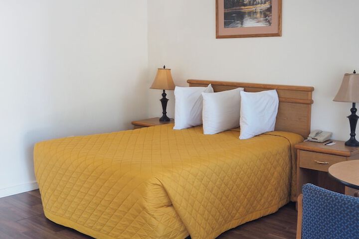 Room 20 of 25
