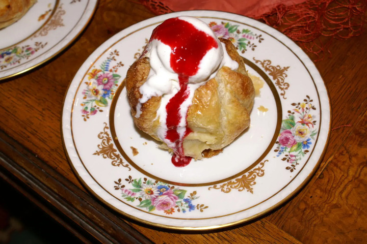 MELANGE BED AND BREAKFAST