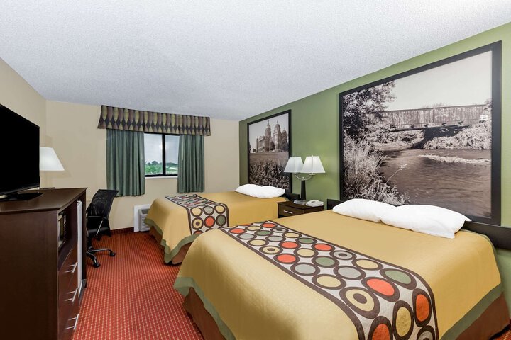 Room 9 of 17