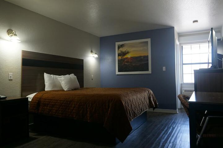 Room 41 of 51