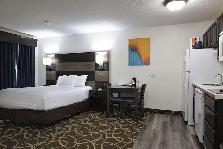 Room 74 of 109