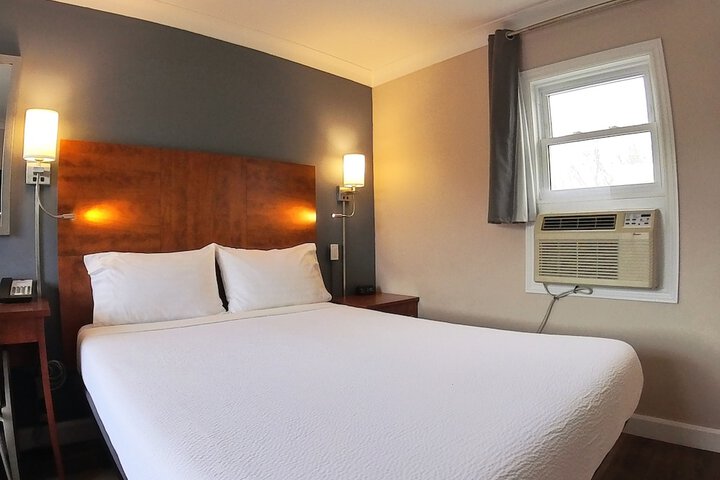 Room 25 of 55