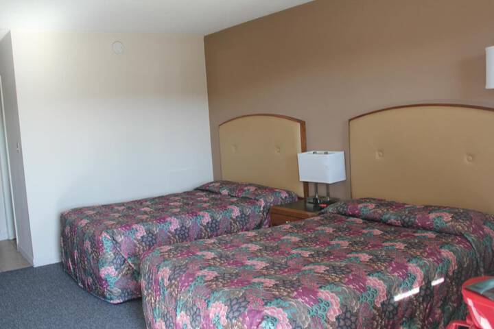 Room 25 of 39