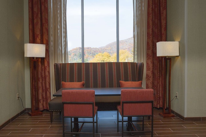 Hotel Interior 14 of 48