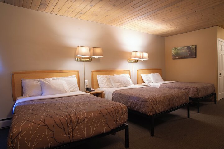 EasyStay Inn & Suites Fernie