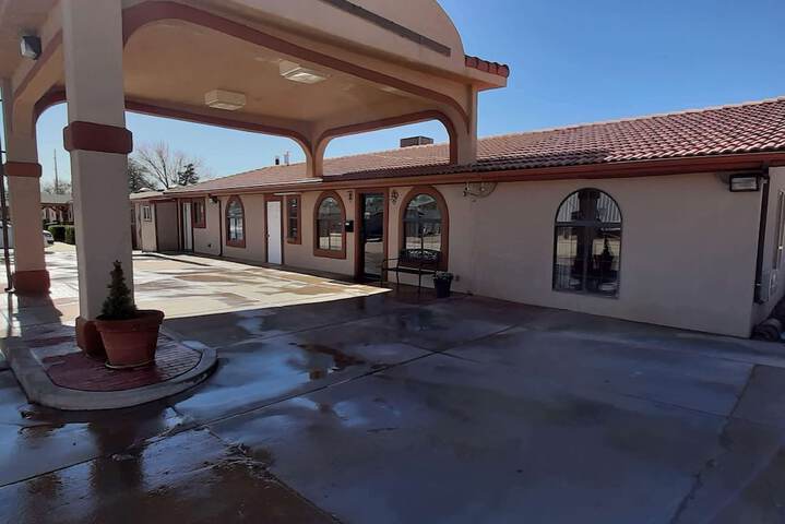 Hotel 4 of 28