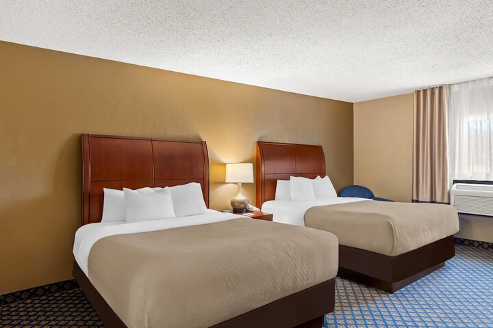 Quality Inn & Suites Seville