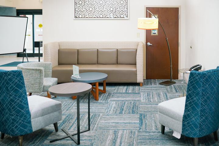 Holiday Inn Express & Suites Hope Mills-Fayetteville Arpt by IHG