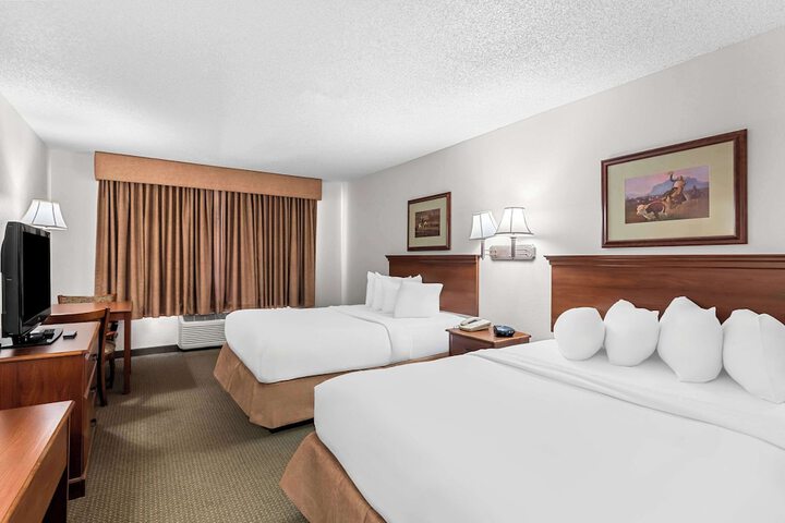 Room 30 of 39