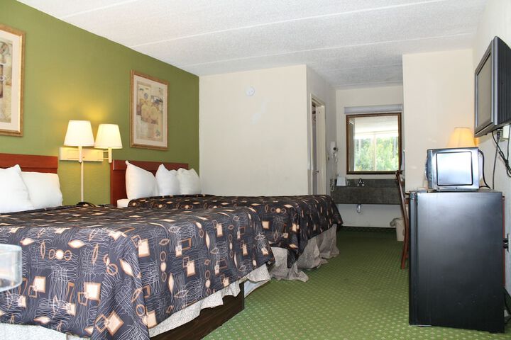 Room 10 of 10