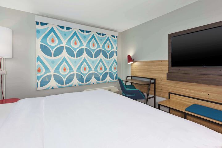 Tru by Hilton Comstock Park Grand Rapids