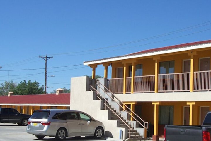 Budget Inn
