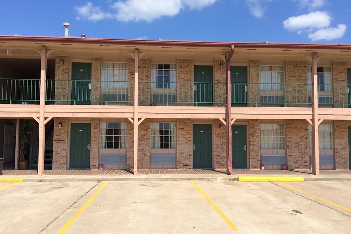 Hotel 7 of 46