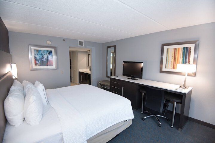 Room 21 of 24