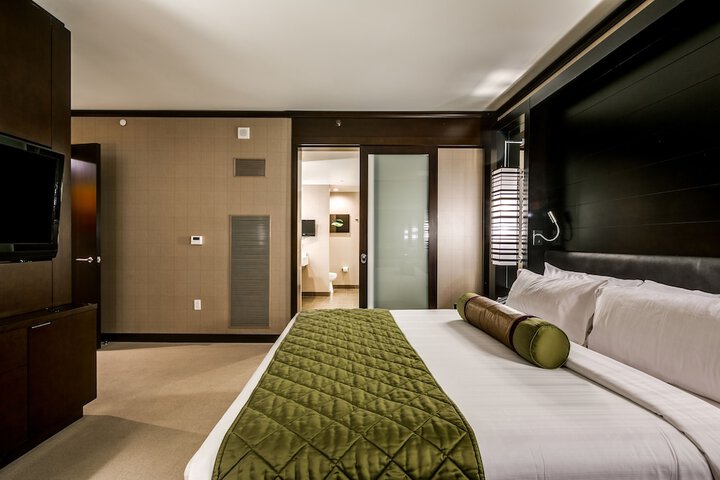Room 55 of 122