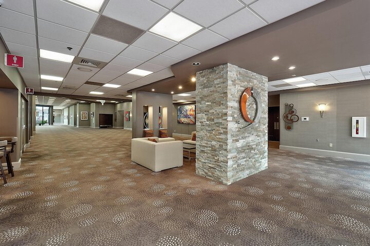 DoubleTree by Hilton Hotel Bloomington