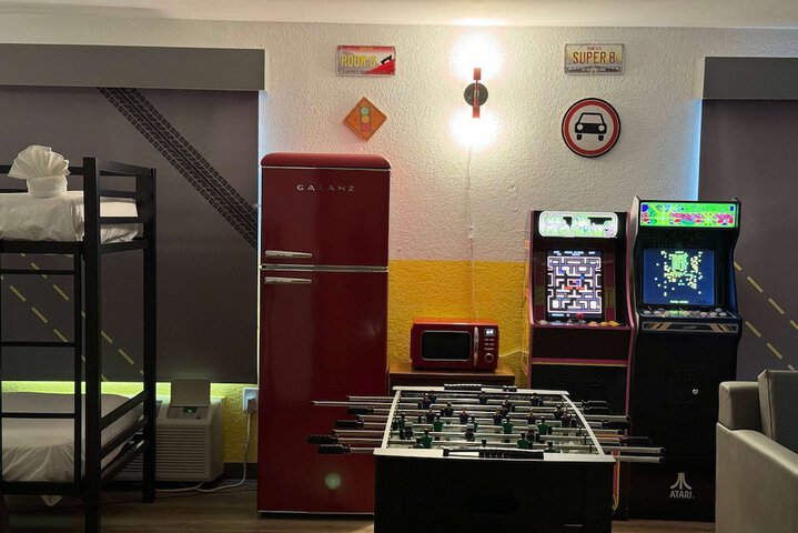 Room 23 of 30