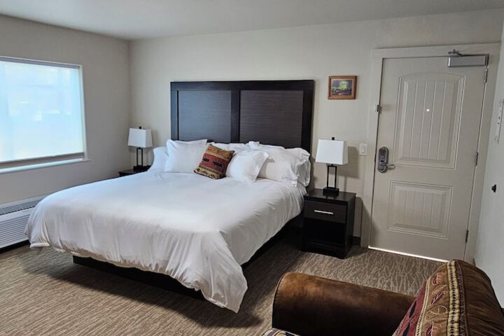 Room 18 of 35