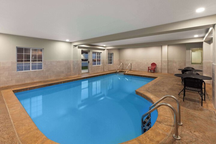 Pool 5 of 31