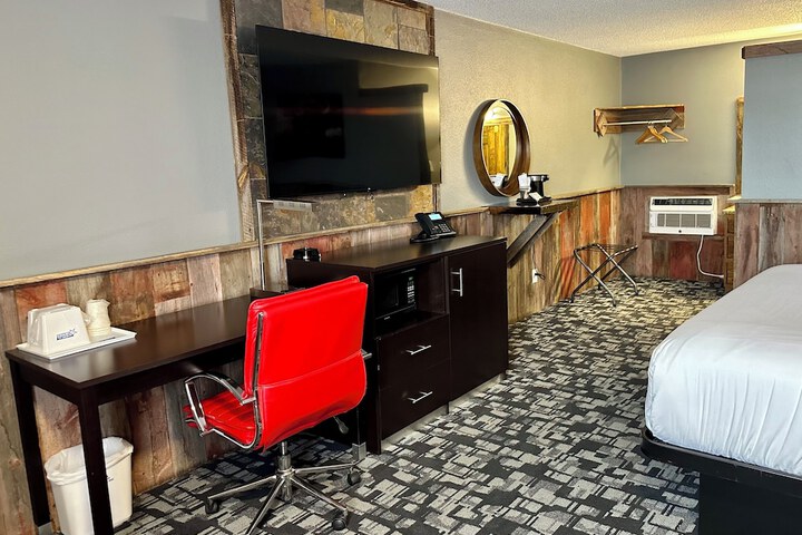 Americas Best Value Inn Wall