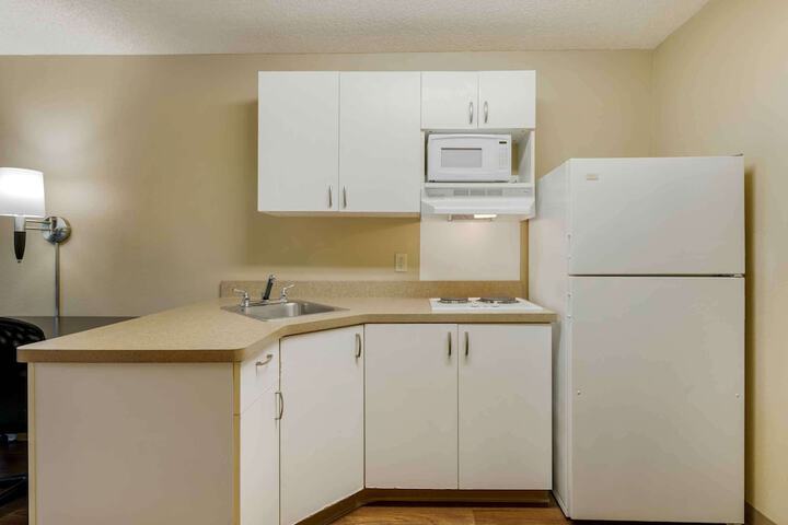 Room 8 of 25