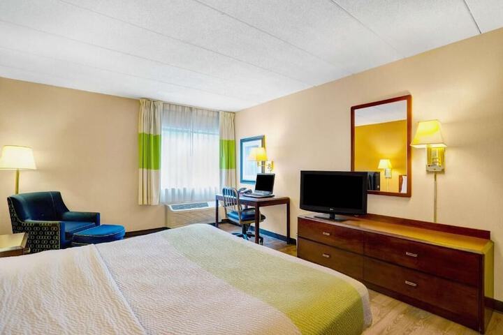 Room 22 of 55