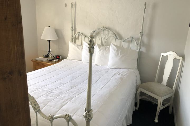 Room 150 of 162