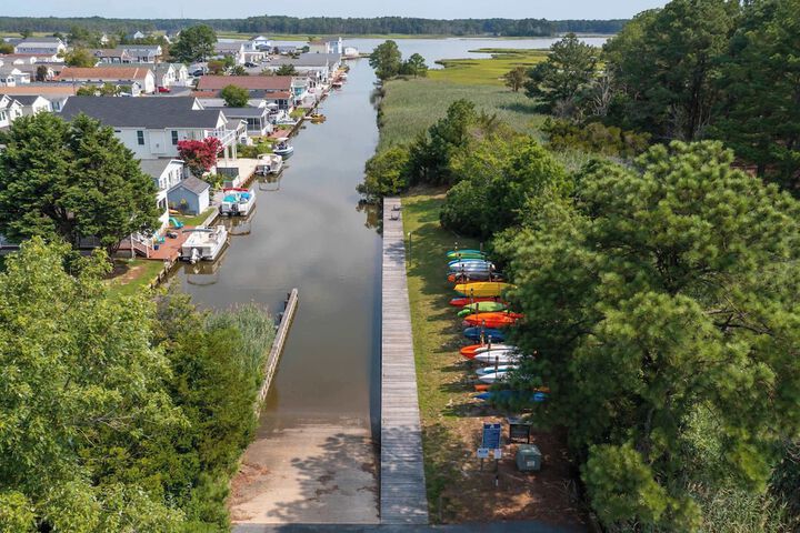 Whale of a Time Waterfront Stay for 10 With Resort-style Amenities