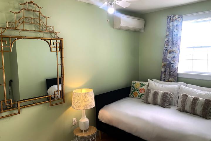 Room 67 of 80