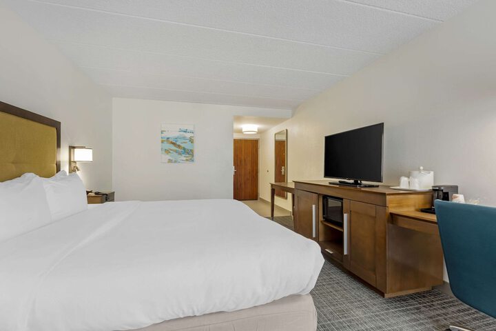 Room 22 of 35