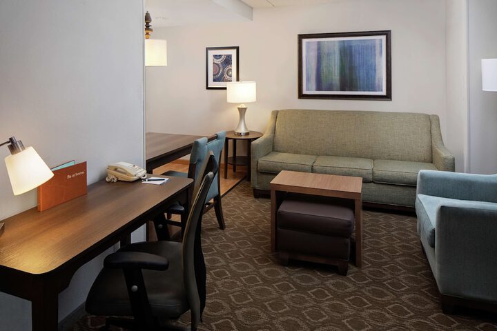 Room 18 of 27