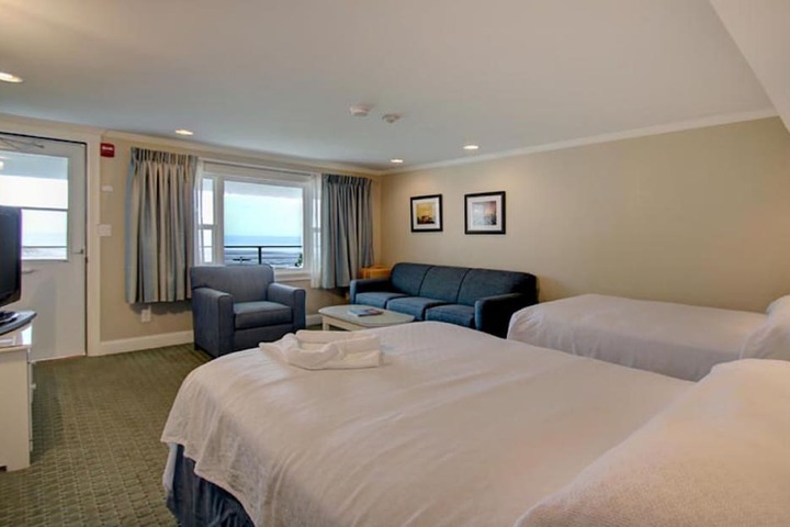 Room 9 of 31