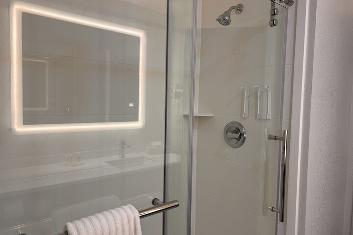 Comfort Suites Louisville Airport