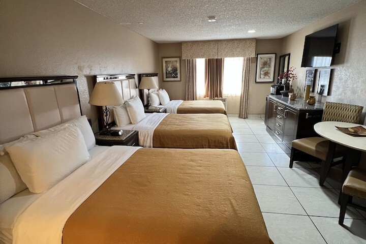 Room 32 of 55