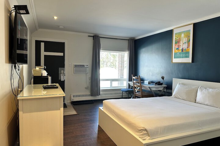 Cloud 9 Inn