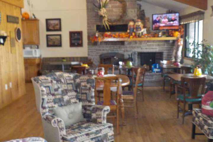 Riverside Inn