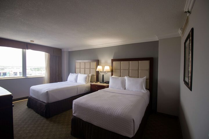 Room 21 of 40