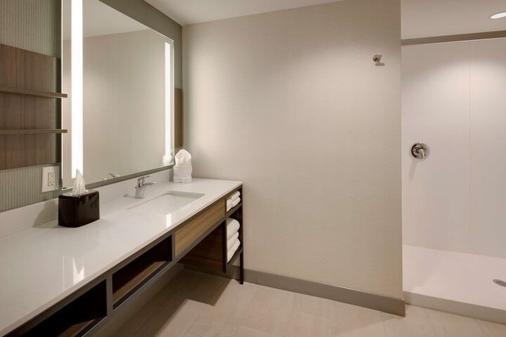 Hilton Garden Inn Haymarket