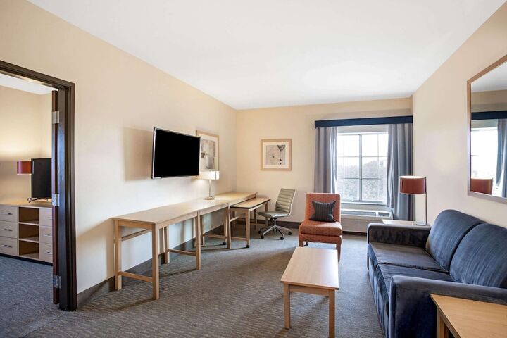 Room 35 of 44