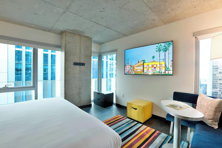 Room 20 of 44