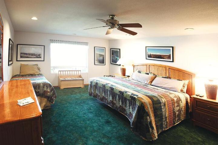Suite 2 Lynn View Lodge