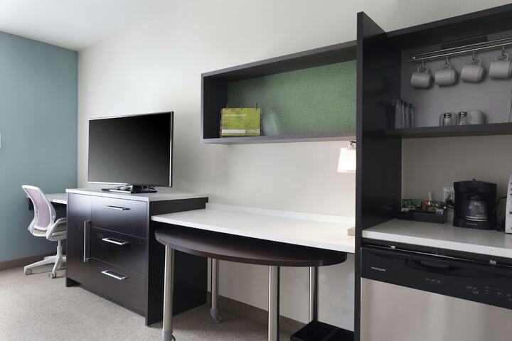 Room 15 of 26