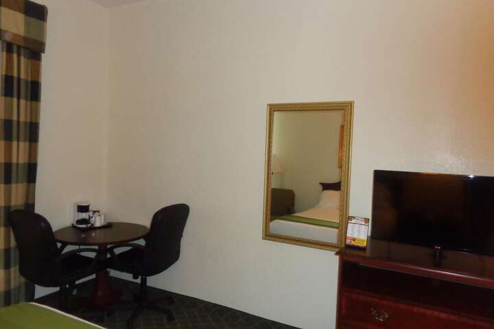 Room 46 of 48