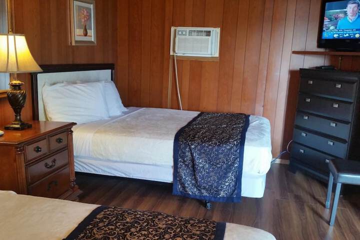Blue Mountain Motel