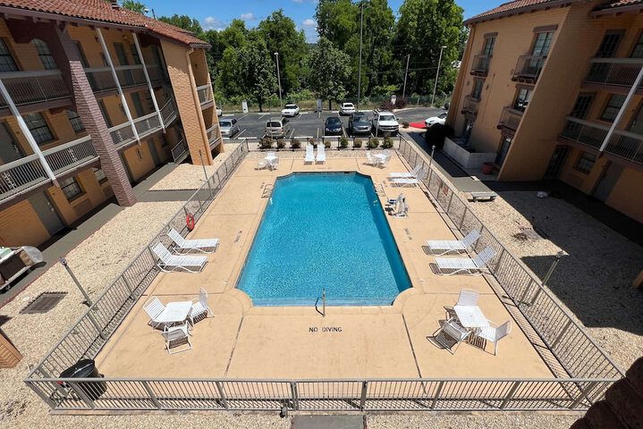 Pool 3 of 14