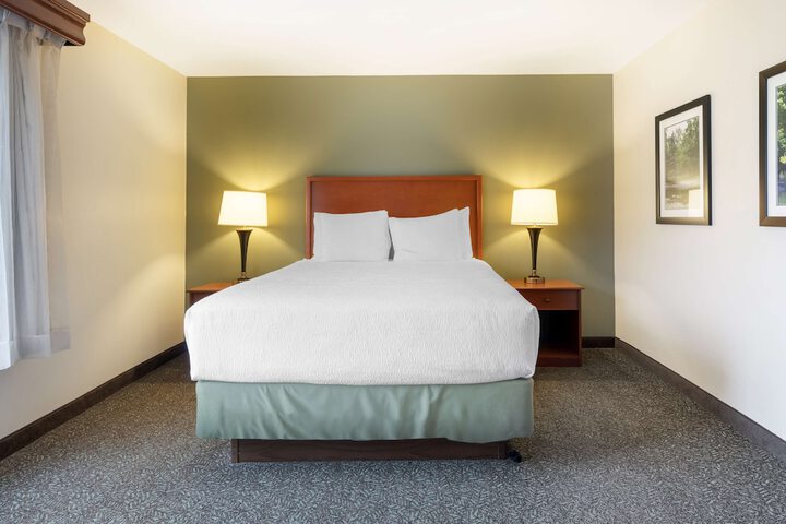 Room 19 of 36
